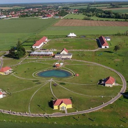 Chalets Franciska Major, Pro Village Sopronkovesd Dış mekan fotoğraf